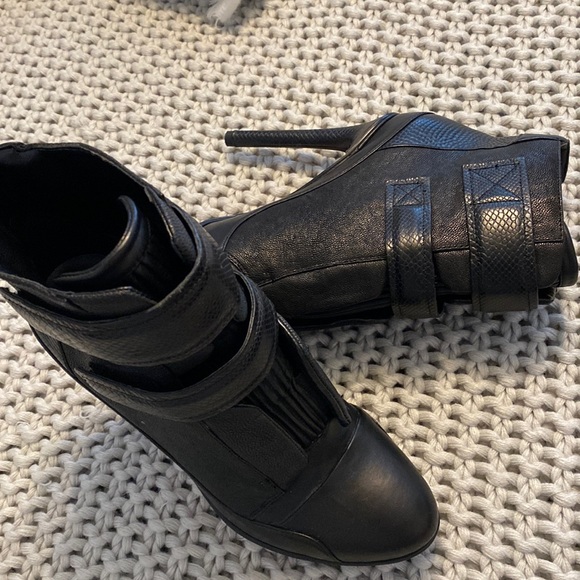 BCBGMAXAZRIA Night Sneaker-Strap High-Heel Bootie - Picture 4 of 8